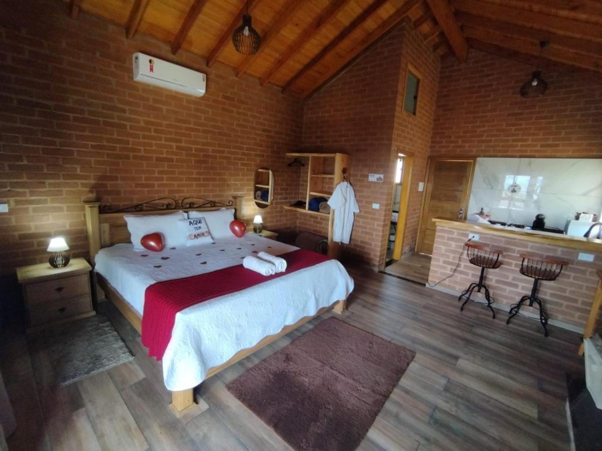 Chales Xanoti Oferece Conforto E Tranquilidade. Sapucaí-Mirim Exteriör bild